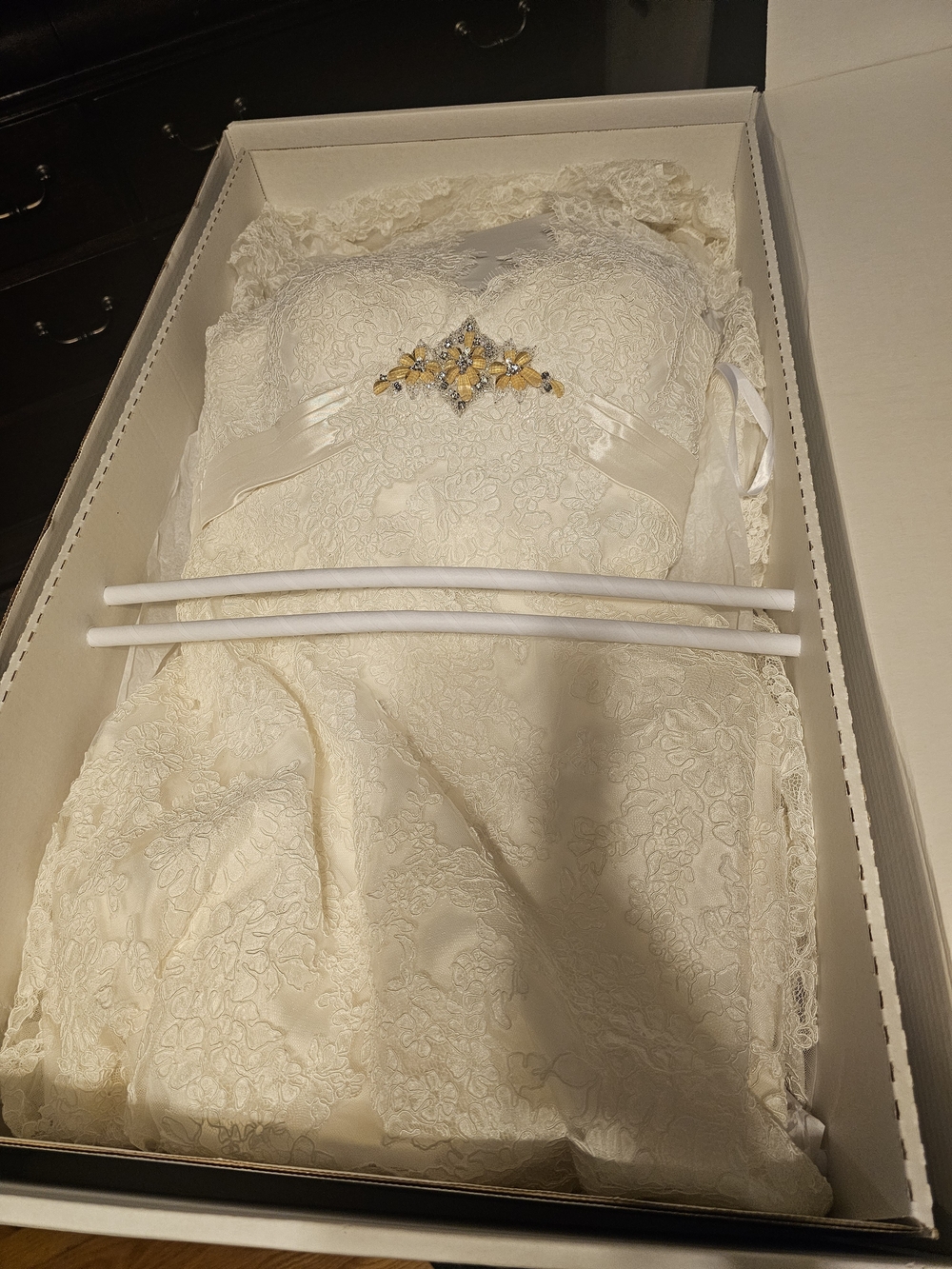 Ivory Allure Bridals C155 - Picture 11 of 12